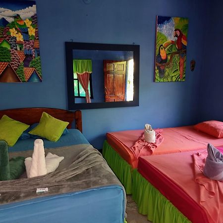 Cabinas Tortuguero Natural Экстерьер фото