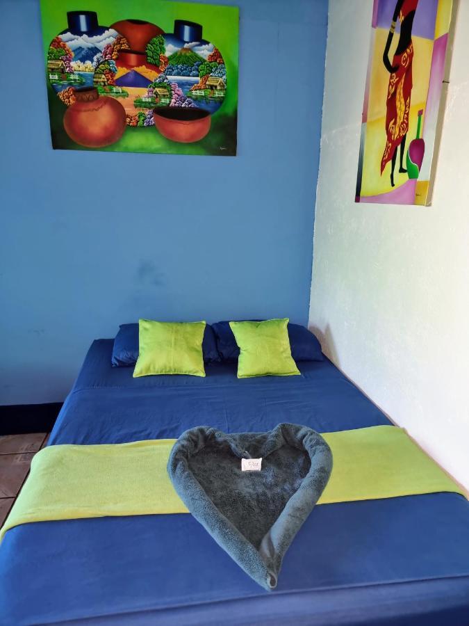 Cabinas Tortuguero Natural Экстерьер фото