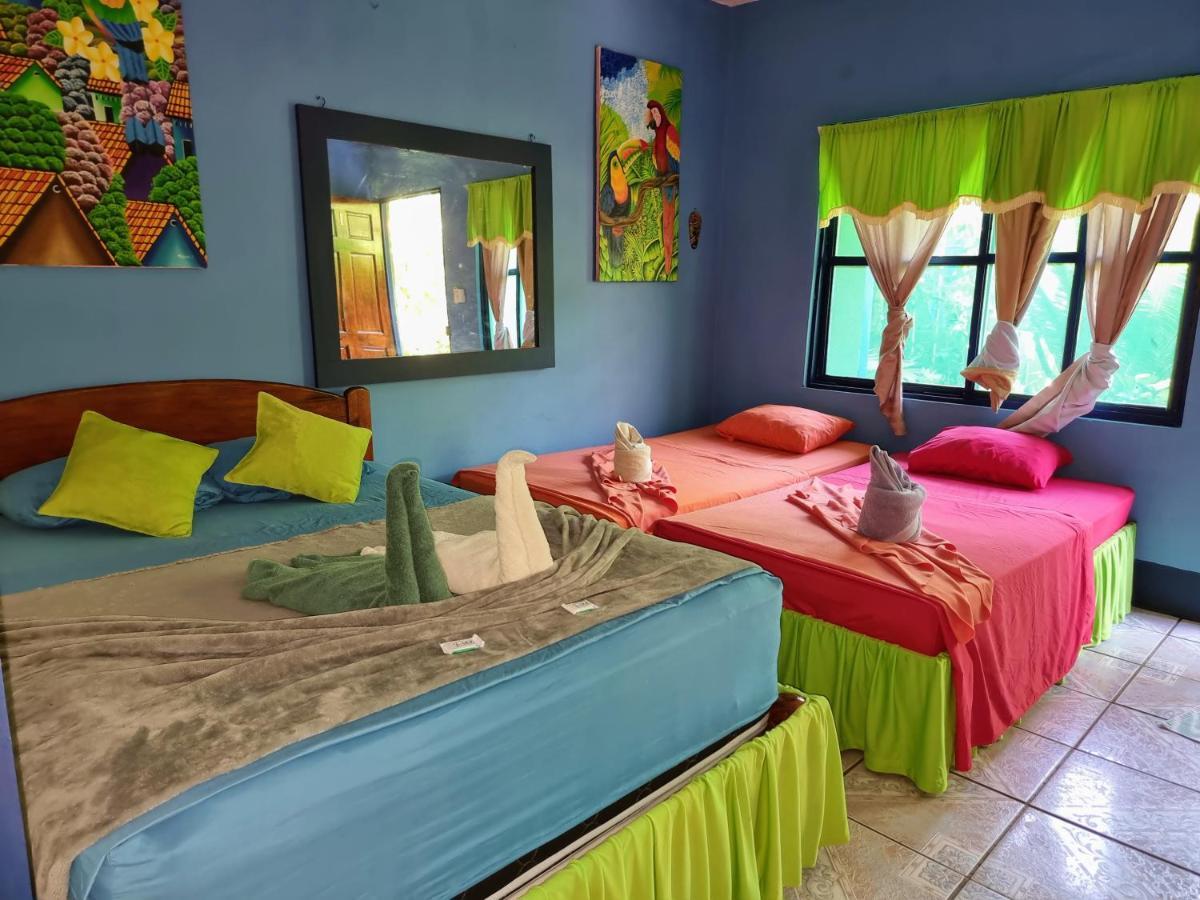 Cabinas Tortuguero Natural Экстерьер фото