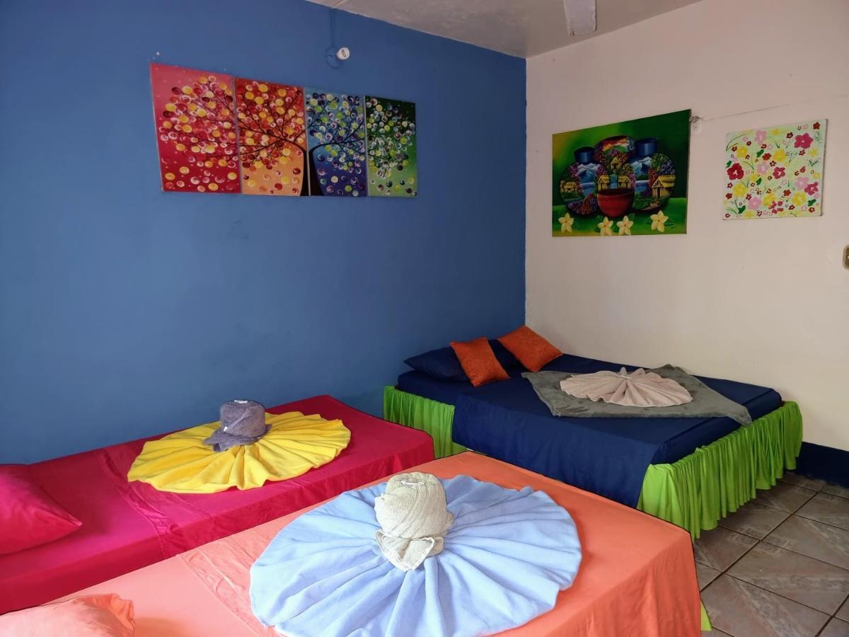 Cabinas Tortuguero Natural Экстерьер фото