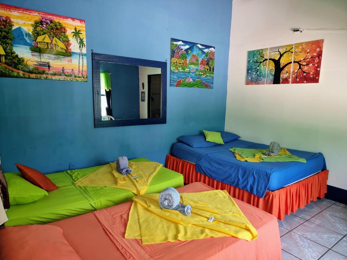 Cabinas Tortuguero Natural Экстерьер фото