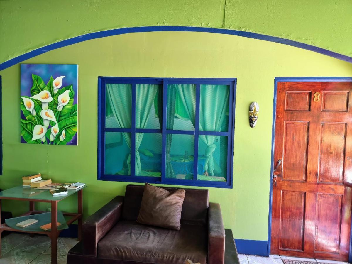 Cabinas Tortuguero Natural Экстерьер фото