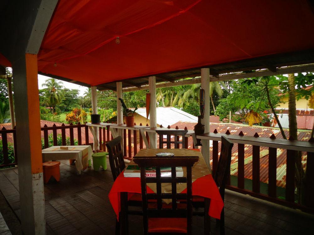 Cabinas Tortuguero Natural Экстерьер фото