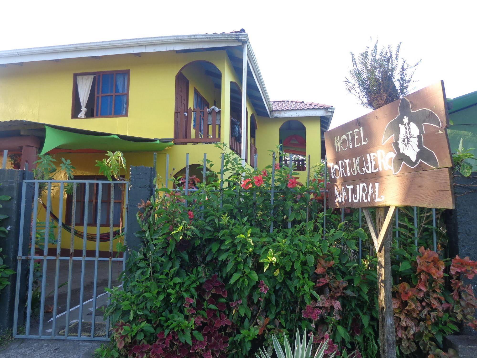 Cabinas Tortuguero Natural Экстерьер фото
