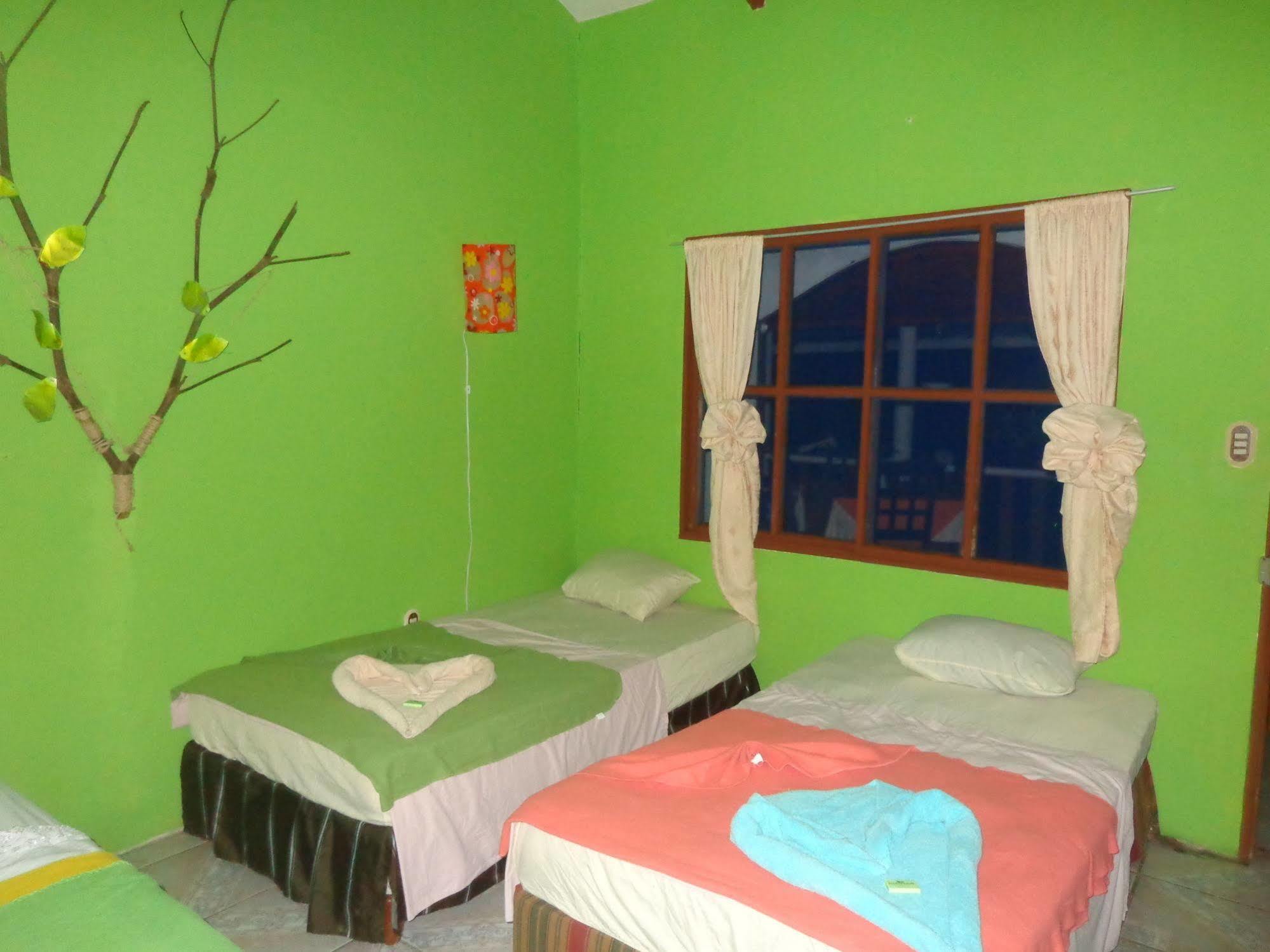 Cabinas Tortuguero Natural Экстерьер фото