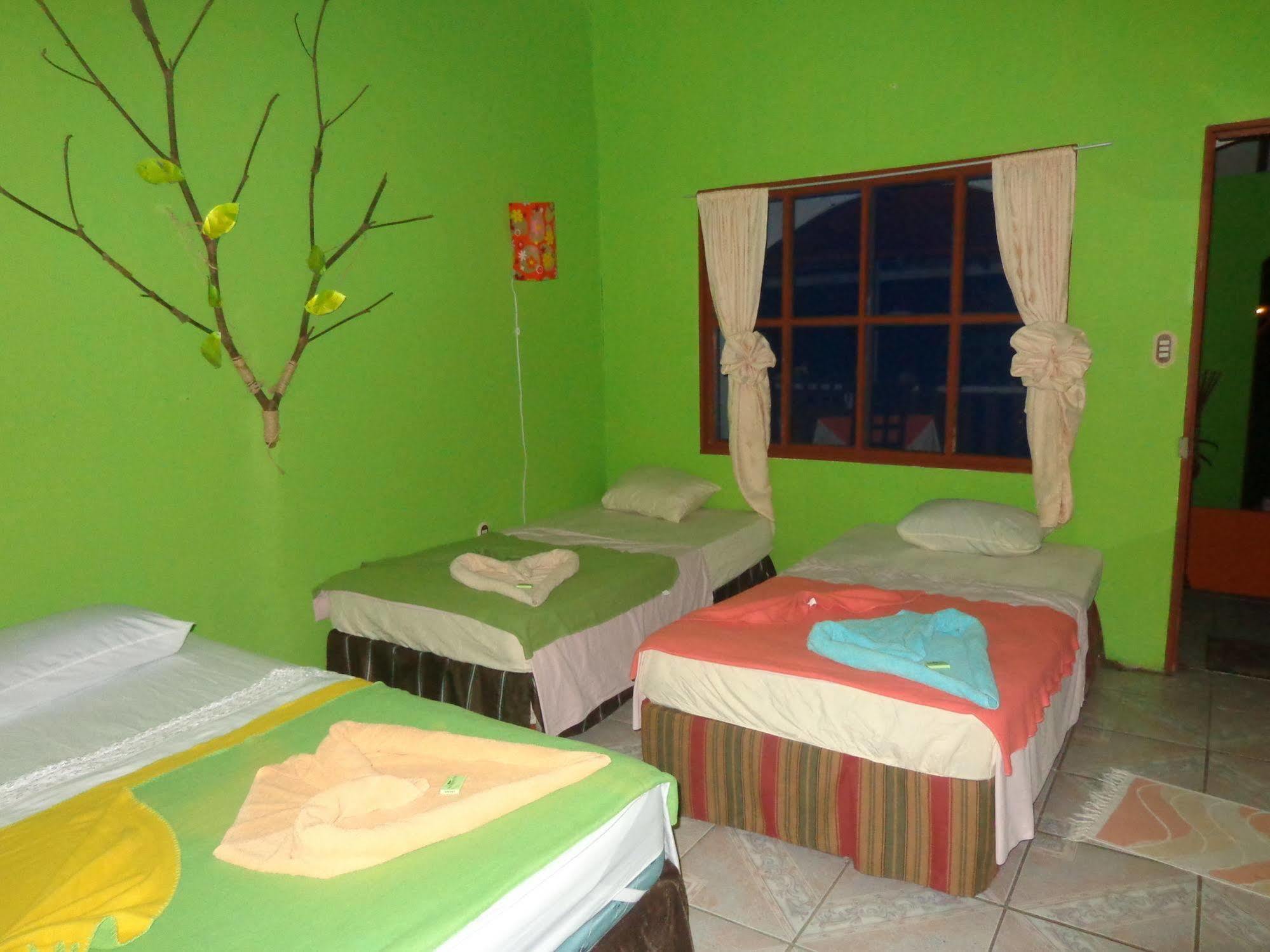 Cabinas Tortuguero Natural Экстерьер фото
